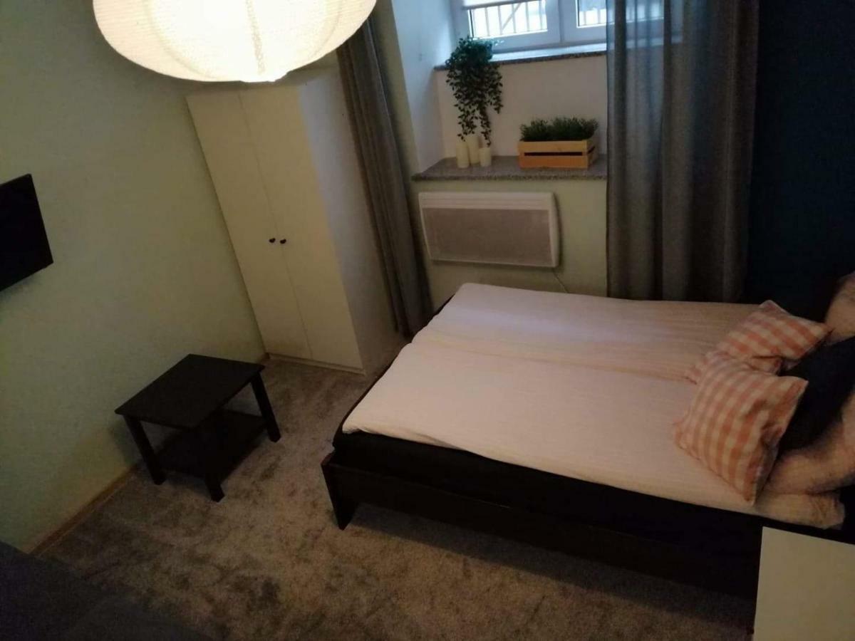 Klimatyczny Apartament Daire Krasków Dış mekan fotoğraf